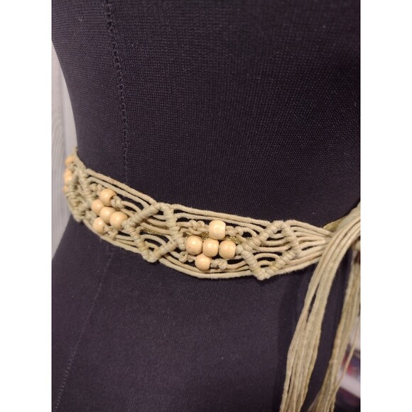 Vintage Braided Macrame Woven Rope Belt Size S Fringe Boho Hippie Art - Picture 8 of 9
